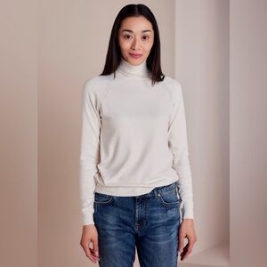 Summum soft Turtleneck Sweater jumper medium preppy casual